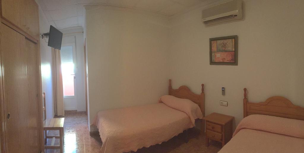Pension La Linea Puerto de Mazarrón Quarto foto